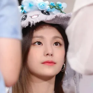 🌻 emoji ✎ᝰ┆Yeji itzy ꒰ ❛ @mengulangkisah ❜ ꒱ Telegram sticker 5 of 30