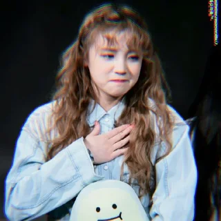 Sticker from SONG YUQI 〆 @HELLCVATORR