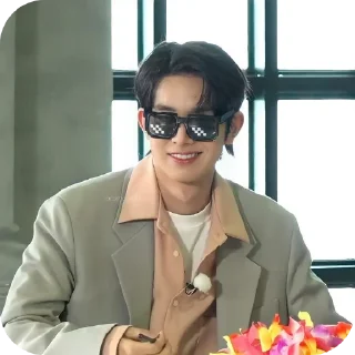😎 emoji Heeseung @Suzyxc Telegram sticker 23 of 39