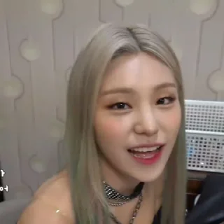 🏷 emoji yeji - @princesshwangg Telegram sticker 11 of 39
