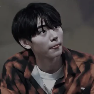 Sticker from Sunghoon           @Y0WESBEN