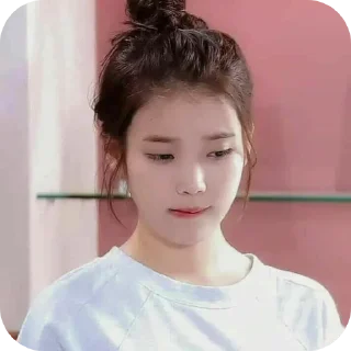 😗 emoji Lee IU 🫧 Telegram sticker 4 of 40