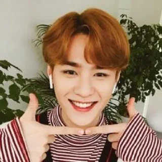 🎁 emoji ⎙ : : QIAN KUN @TIKELNAVIN Telegram sticker 24 of 34