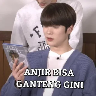 🍑 emoji bujang ensiti Telegram sticker 12 of 24