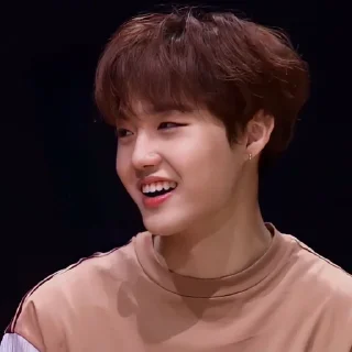 🐰 emoji KimDoyoung@thematreasure Telegram sticker 5 of 15