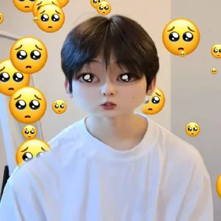 🥺 emoji ≛ 𝘴υ‌ꬻⱺⱺ @zrylly ≛ Telegram sticker 2 of 36