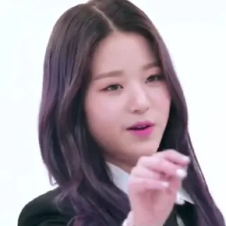 😀 emoji Wonyoung - @VIOLETASA Telegram sticker 10 of 24