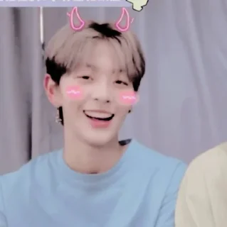 Sticker from ₊ ˚ - ̗̀  liu meng soft psd : @sheinja