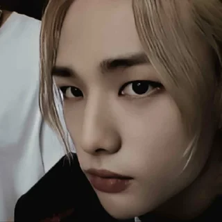 🎳 emoji Hyunjin, 황 ─ ✾ @Shinpoy Telegram sticker 5 of 79