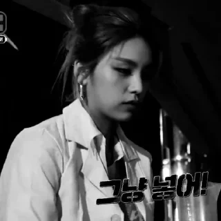 🎥 emoji yeji - @princesshwangg Telegram sticker 16 of 33
