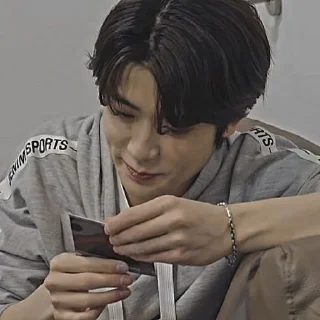 🕹 emoji 𝐉aehyun 𝐏ack 🕹 @snipperstark Telegram sticker 2 of 47