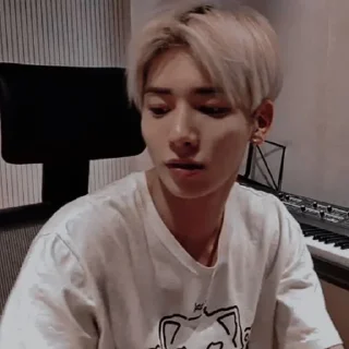 🦔 emoji kang taehyun dark @ravarjun Telegram sticker 2 of 54