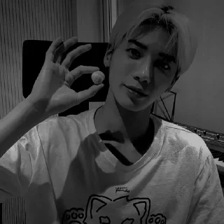🔭 emoji Taehyun dark , by @chatonight Telegram sticker 20 of 33