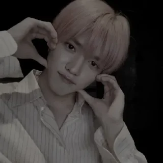 ❤️ emoji 𝐓aeyong // @Byzch Telegram sticker 8 of 25