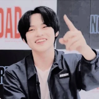 👆 emoji ⋆ chenle ⋆ @pradaskirts Telegram sticker 16 of 20
