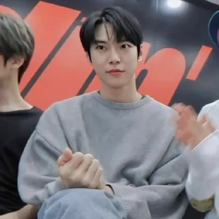 ☄ emoji doyoung @O96HELLISHPRIDE┊@petricchour   ۪̽꯴᩠ ☄⸼۪ࣴ ⌒ Telegram sticker 13 of 35
