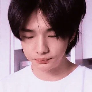 Sticker from 𐂂ᥴᥙ𝗍іᥱ һуᥙᥒȷіᥒ ໑ | @theepastt