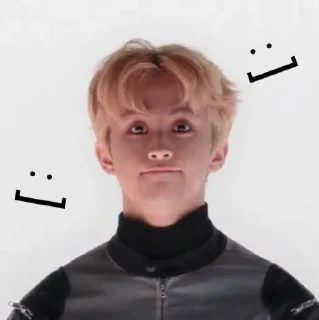 Sticker from ᥫ᭡ ˖ ࣪  Tꪱny Mαrk Leᧉ v3 | @stickievan