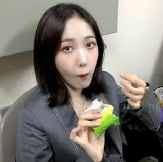 💼 emoji Sinb · @liachy Telegram sticker 12 of 45
