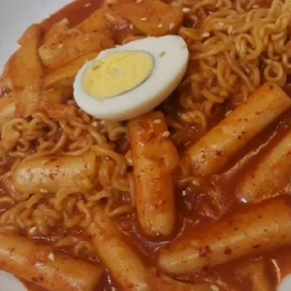🍝 emoji halu cr @gionns Telegram sticker 3 of 15