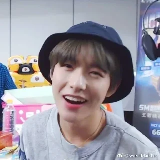 🚔 emoji renjun @stickernct Telegram sticker 24 of 26