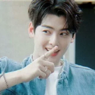 Sticker from Eunwoo Astro ⌇ @WCINTERBEAR