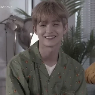 Sticker from Jihoon ` @KOCOKNDASE