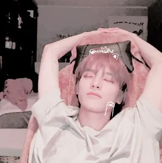 Sticker from :¨·.·¨:  TAEYONG @CASTLEHELP