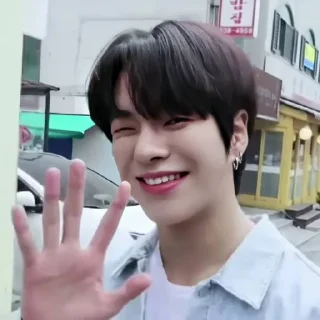 🧑‍💻 emoji yoon jaehyuk by @sccdam Telegram sticker 11 of 38