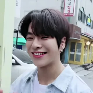 🧑‍💻 emoji yoon jaehyuk by @sccdam Telegram sticker 13 of 38