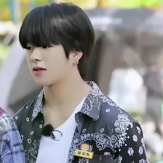 🧑‍💻 emoji yoon jaehyuk by @sccdam Telegram sticker 9 of 38