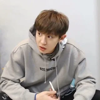 😯 emoji CHANYEOL PT.2 - @CIGGAS Telegram sticker 10 of 108