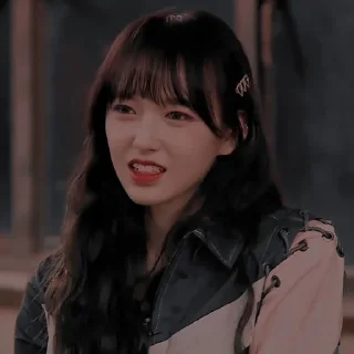 Sticker from メ 𝘤𝘩𝘦𝘯𝘨𝘹𝘪𝘢𝘰 by @stikerchengxiao