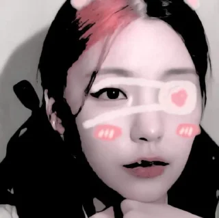 🐰 emoji ૮₍ YEJI ₎ა @lesyeuxdee @stikeryejiu Telegram sticker 3 of 25