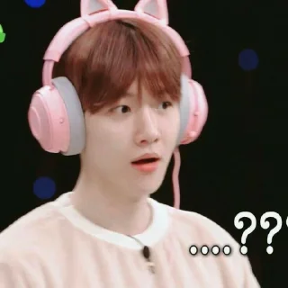 🤍 emoji 〔 Baekhyun ⋆ @KOCOKNDASE 〕 Telegram sticker 19 of 21