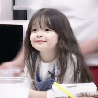 🍬 .・BABY NAEUN・. @SUNXFLOWERSS, стікер Telegram 23 з 38