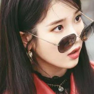 🦋 emoji IU indo Telegram sticker 12 of 60