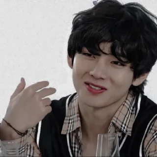 😀 emoji Kim taehyung Telegram sticker 6 of 35