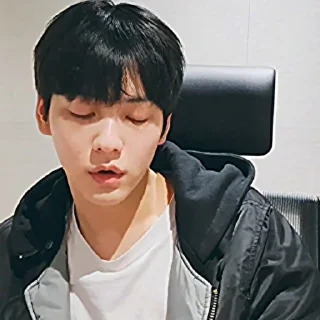 🔬 emoji ⩩ Choi Soobin @ijstmissyou ⩩ Telegram sticker 16 of 35
