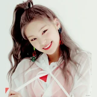 Sticker from Hwang yeji @hanyauntukk