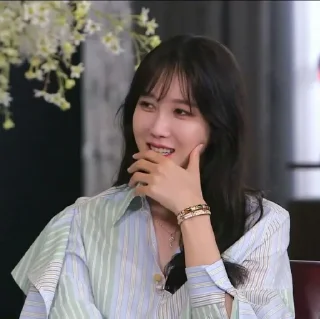 Sticker from ⚘ lee ji ah ﹝ @kdramastiker ﹞