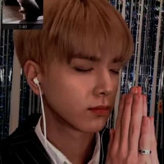 ⚖ emoji Younghoon ⋆ @KOCOKNDASE Telegram sticker 20 of 25