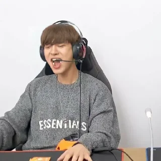 Chanyeol Park @editorsagaz