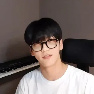 🐰 Choi Soobin🐰, sticker Telegram 17 sur 25