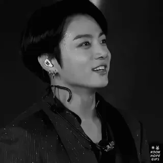 𝗝𝗘𝗢𝗡𝗜𝗘- @WOMANIZERJEON
