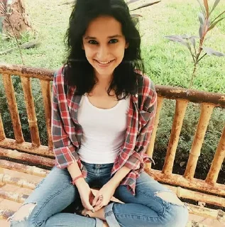 🌟 Yashaswini Dayama Identical To, стикер Telegram 1 из 39