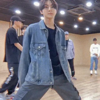 🐰 — jᥙᥒgᥕ᥆ᥒιᥱ, sticker Telegram 18 sur 36