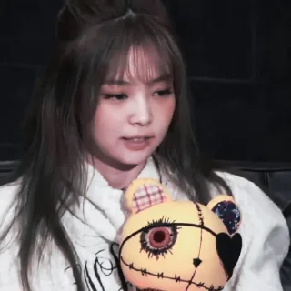 🥨 ໒ ✮；𝐊𝐢𝐦 𝐉𝐞𝐧𝐧𝐢𝐞 𝐛𝐲 @artsance., Telegram sticker 19 of 95