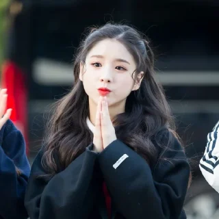 Heejin @aesthaticgirll