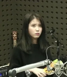 🤣 Iu, sticker Telegram 12 sur 38